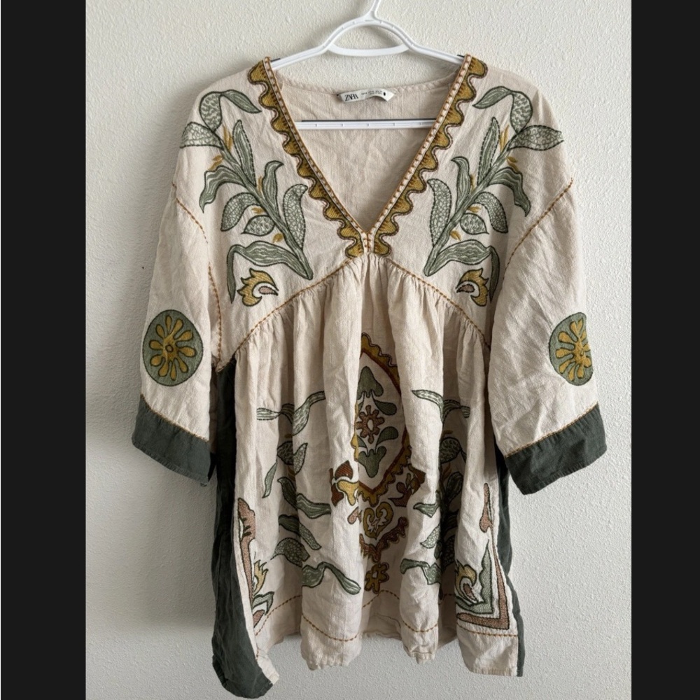 Zara Cream and Green Mini Dress